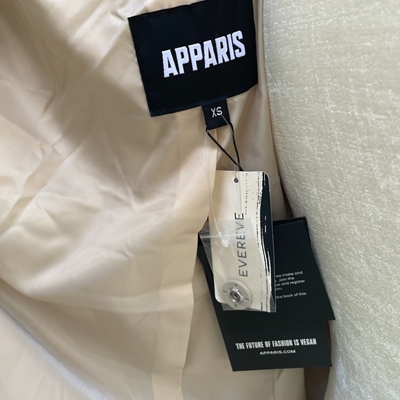 NWT Vegan Fur jacket - Picture 9 of 16